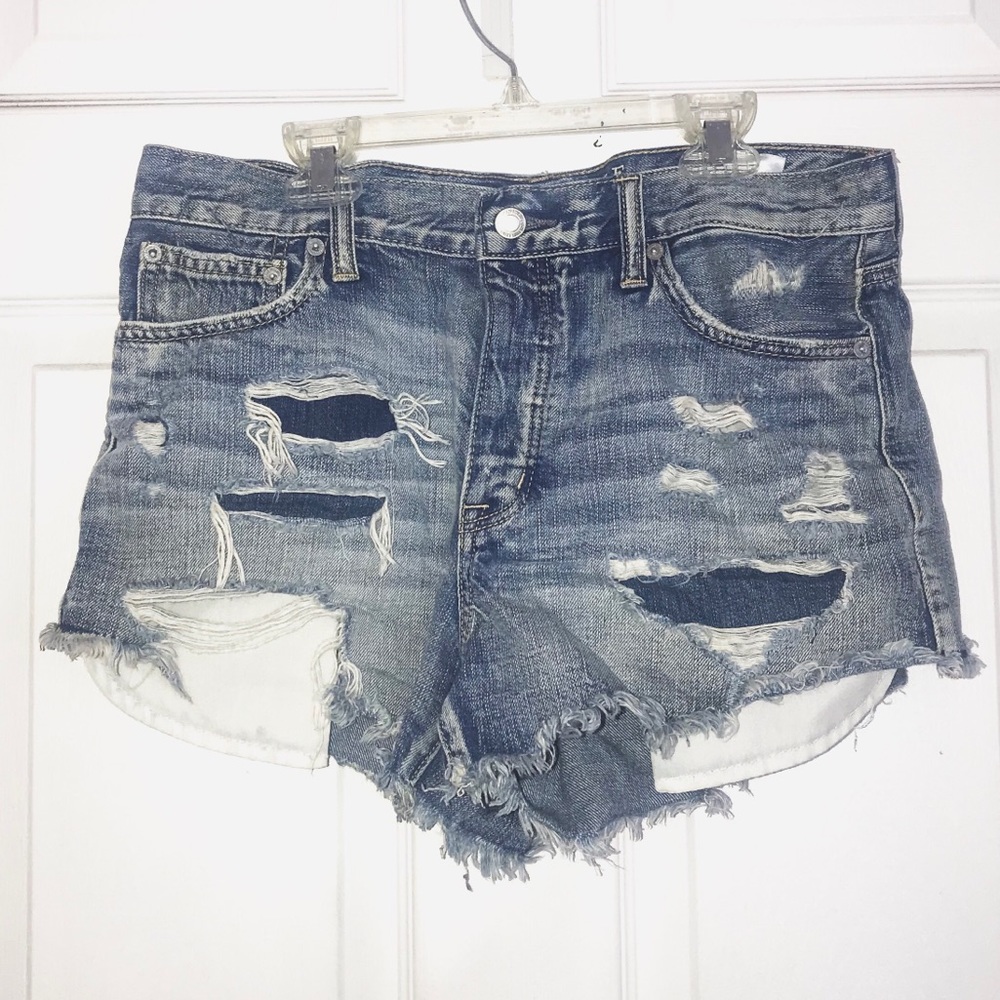 AMERICAN EAGLE VINTAGE HI-RISE FESTIVAL SHORTS